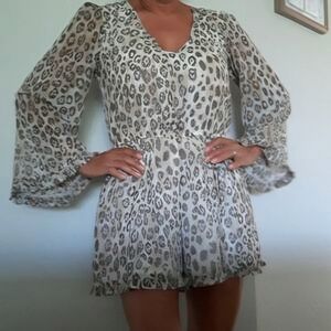 June & Hudson Leopard Print Romper. Excellent Condition. NWOT Size 1